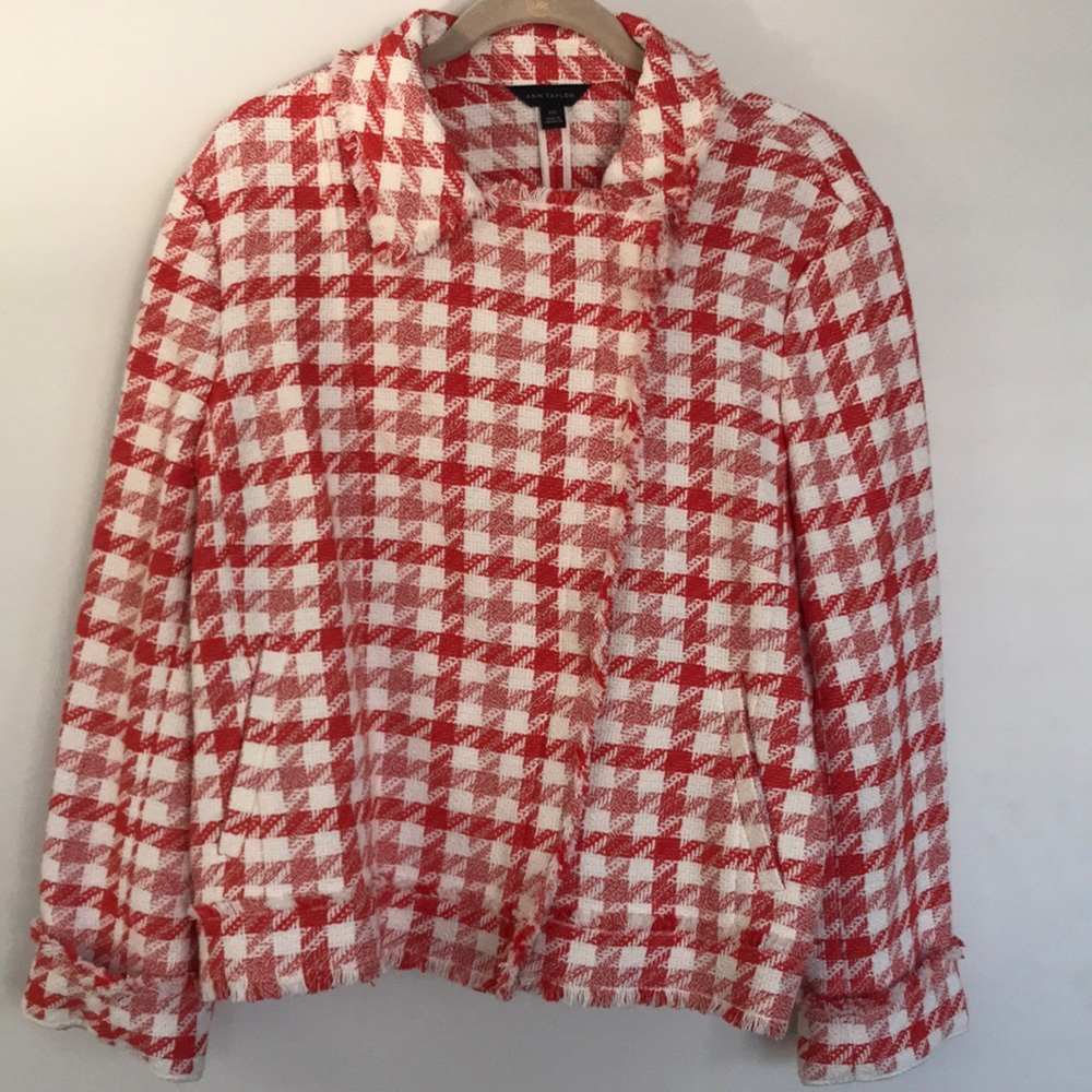 Checked pattern asymmetrical light jacket